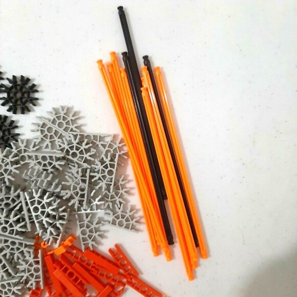 K'nex Lot of 460 Pieces Rods Connectors Random Mixed Standard Replacement Parts - Picture 2 of 10